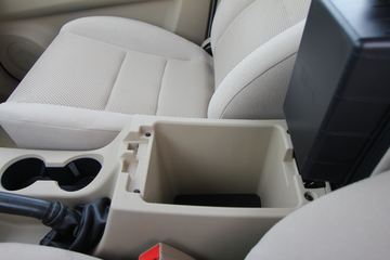 ���� �� 2.4L���� ���� ˫��Ƥ��(�Ʊ�ʽ)ͼƬ