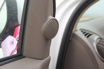 ���� �� 2.4L���� ���� ˫��Ƥ��(�Ʊ�ʽ)ͼƬ