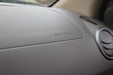 ���� �� 2.4L���� ���� ˫��Ƥ��(�Ʊ�ʽ)ͼƬ