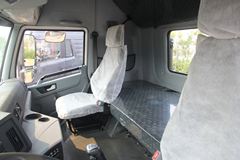 青岛解放 天V重卡 350马力 6X2牵引车(CA4226P2K2T3E4A80)