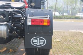 天V&nbsp;牵引车外观                                                图片