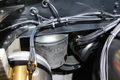 四川现代 创虎XCIENTP520重卡 520马力 6X4 AMT自动挡牵引车(CHM4251KPQ49M)