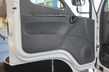 Mighty&nbsp;载货车驾驶室                                               图片