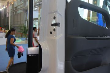 Mighty&nbsp;载货车驾驶室                                               图片