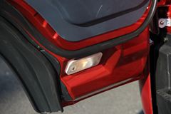 一汽通用 F330速豹 150马力 5.2米单排栏板轻卡(CA1093PK45L3E1)