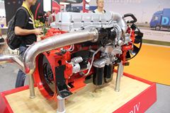 上海日野P11C-VK 350马力 11L 国四 柴油发动机