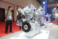 潍柴WP7.300E30 300马力 7.14L 国三 柴油发动机