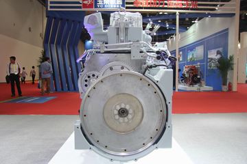 潍柴WP12.300E40 300马力 12L 国四 柴油发动机