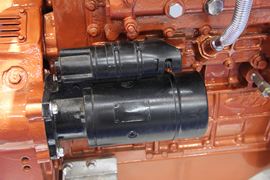 YC6J系列&nbsp;发动机外观                                                图片