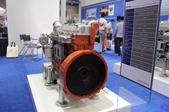 玉柴YC6J245-42 245马力 6.5L 国四 柴油发动机