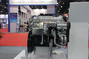 云内动力 德威D25TCIE3 125马力 2.5L 国五 柴油发动机