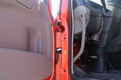 东风商用车 天龙重卡 375马力 6X4 牵引车(DFL4251A9)