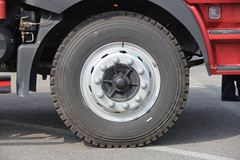 福田 瑞沃 168马力 6.7米栏板载货车(BJ1165VKPEG-1)