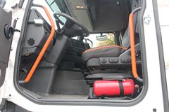 沃尔沃 FH重卡 480马力 6X2 牵引车(时间机器Time machine纪念版)