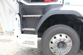 沃尔沃FH&nbsp;牵引车底盘                                                图片