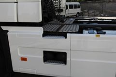 沃尔沃 FH重卡 480马力 6X2 牵引车(时间机器Time machine纪念版)