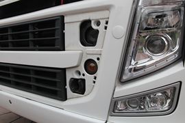 沃尔沃FH&nbsp;牵引车外观                                                图片