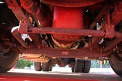 福田 欧曼GTL 6系重卡 420马力 6X4 牵引车(BJ4259SNFKB-2)