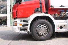 斯堪尼亚 P系列 310马力 6X4 消防车(上格牌)(SGX5240GXFSG100)