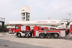 斯堪尼亚 P系列 310马力 6X4 消防车(上格牌)(SGX5240GXFSG100)