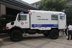 奔驰 Unimog系列 220马力 4X4越野救护车(型号U4000)