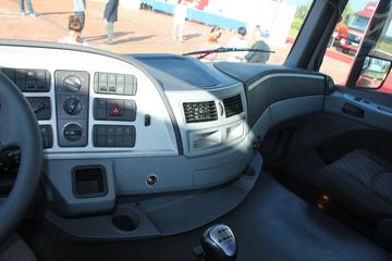 ŷGTL 6ϵؿ 385 6X4 ǣ(BJ4259SNFKB-2)ͼƬ