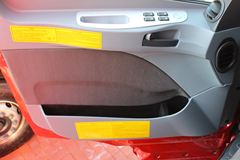 福田 欧曼GTL 6系重卡 385马力 6X4 牵引车(BJ4259SNFKB-2)