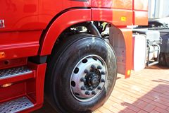 福田 欧曼GTL 6系重卡 385马力 6X4 牵引车(BJ4259SNFKB-2)