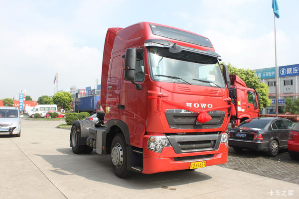 HOWO T7Hǣ������ʱ������ �Ż�0.3��