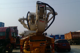 雷萨&nbsp;泵车外观                                                图片