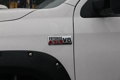 丰田 坦途5700 越野改装版 2011款 四驱 5.7L汽油 双排皮卡