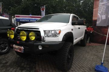  ̹;5700 ԽҰװ 2011  5.7L ˫Ƥ ͼƬ