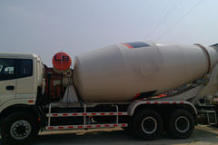 福田 雷萨 340马力 6X4 混凝土搅拌车(BJ5252GJB-4)