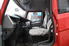 青岛解放 龙V中卡 164马力 4X2 6.75米仓栅式载货车(CA5168CCYPK2L2E4A80-1)