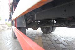 青岛解放 龙V中卡 164马力 4X2 6.75米仓栅式载货车(CA5168CCYPK2L2E4A80-1)