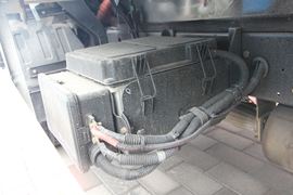 一汽解放轻卡底盘&nbsp;冷藏车底盘图片