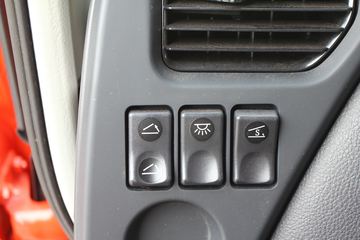 �������ó� �������ؿ� 385���� 8X4 7.8����ж��(�߶�)(DFL3318A12)ͼƬ