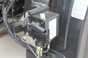 �������ó� �������ؿ� 385���� 8X4 7.8����ж��(�߶�)(DFL3318A12)ͼƬ