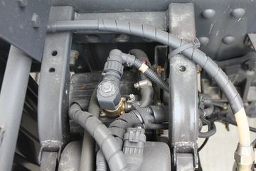 �������ó� �������ؿ� 385���� 8X4 7.8����ж��(�߶�)(DFL3318A12)ͼƬ