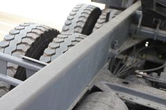 东风商用车 大力神重卡 385马力 8X4 7.8米自卸车(高顶)(DFL3318A12)