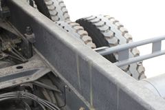 东风商用车 大力神重卡 385马力 8X4 7.8米自卸车(高顶)(DFL3318A12)