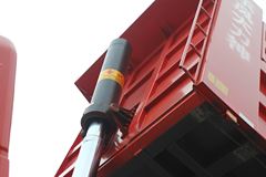 东风商用车 大力神重卡 385马力 8X4 7.8米自卸车(高顶)(DFL3318A12)