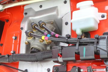 �������ó� �������ؿ� 385���� 8X4 7.8����ж��(�߶�)(DFL3318A12)ͼƬ