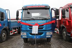 青岛解放 龙V中卡 160马力 4X2 7.6米厢式载货车(CA5168XXYYPK2L2E4A80-3)