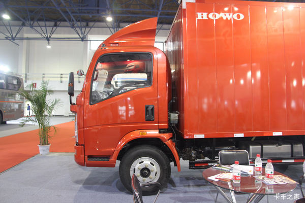 兰州重汽HOWO豪沃轻卡统帅载货车限时优惠0.2万