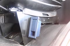 上汽红岩 杰狮重卡 350马力 4X2牵引车(CQ4185HTG361C)