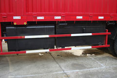 江淮 格尔发K3系列重卡 270马力 8X4 仓栅式载货车(HFC5314CCYK1R1LT)