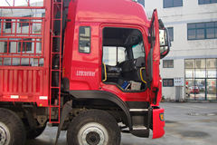 江淮 格尔发K3系列重卡 270马力 8X4 仓栅式载货车(HFC5314CCYK1R1LT)