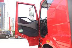 一汽解放 J6P重卡 2013款 420马力 6X4自动挡牵引车(AMT手自一体)(CA4250P66K24T1A1HE4X)