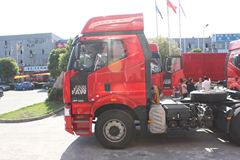一汽解放 J6P重卡 2013款 420马力 6X4自动挡牵引车(AMT手自一体)(CA4250P66K24T1A1HE4X)